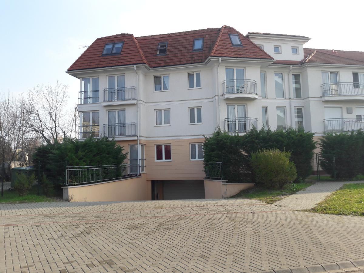 Romantic Apartman Hajdúszoboszló Exterior foto